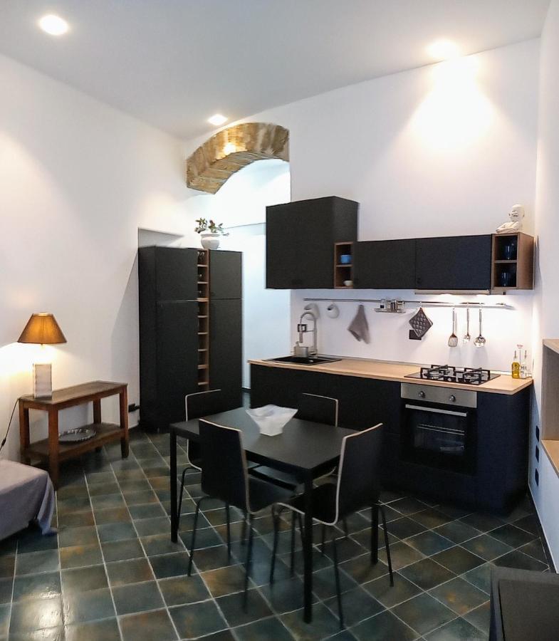 팔레르모 Locazione Breve In Pieno Centro "Blue House" 아파트 외부 사진